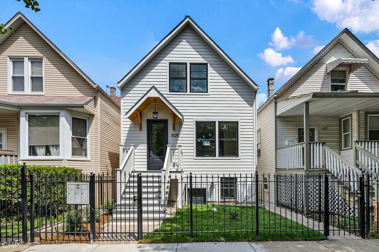 3025 N Spaulding Ave, Chicago, IL 60618 | MLS# 11696086 | Redfin