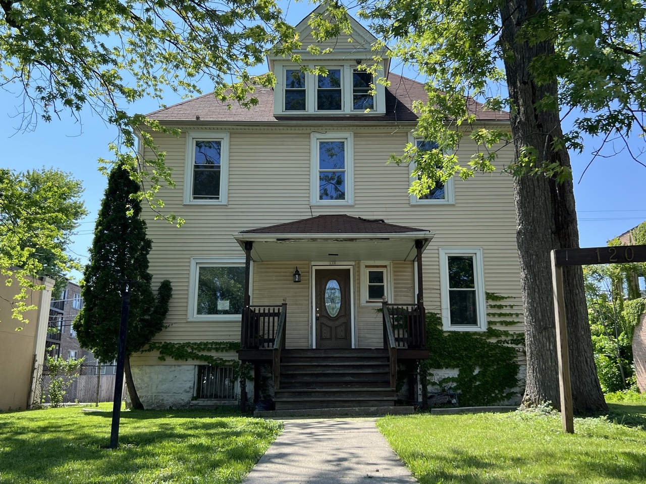 1311 Maybrook Square Room 104 Maywood Il 60153 120 S 5th Ave, Maywood, IL 60153 | Redfin