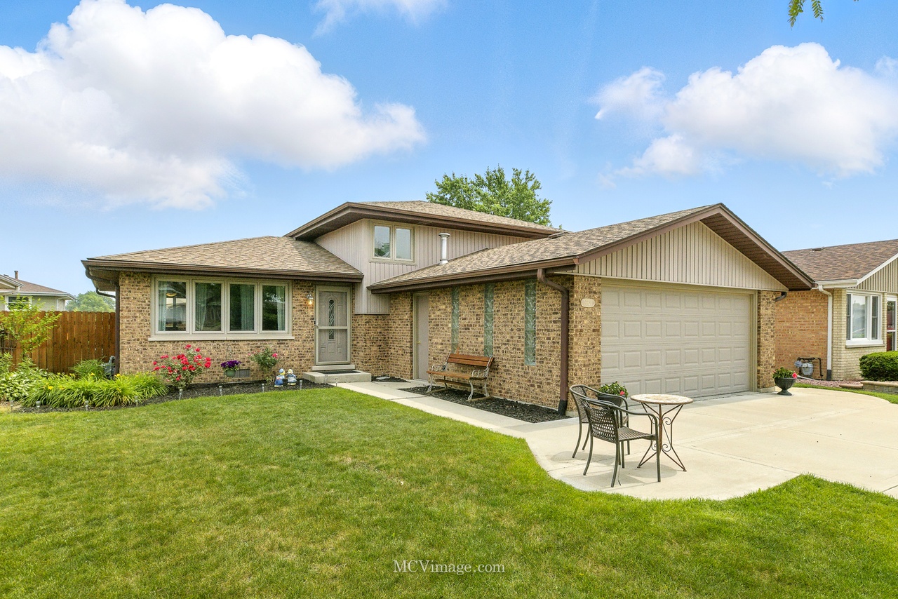16821 89th Ave, Orland Hills, IL 60487 | For Sale ($349,900