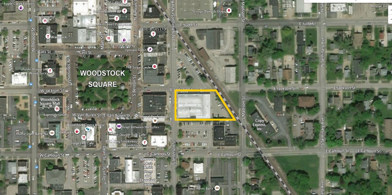 101 S Jefferson St Woodstock Il 60098 Mls 10506126 Redfin