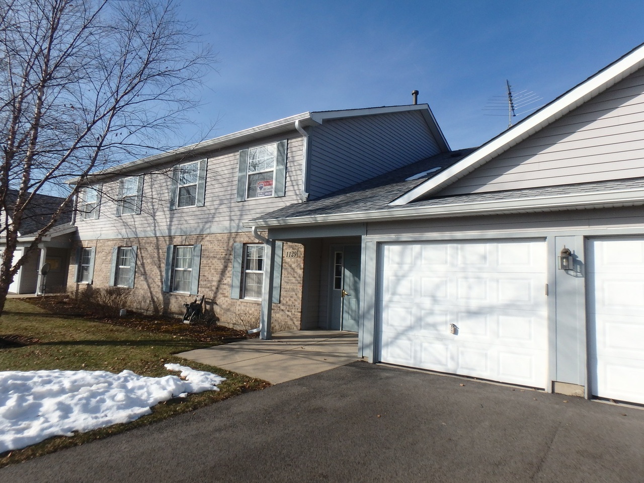 1129 N Red Oak Cir 3 Round Lake Beach Il Mls Redfin 1129 N Red Oak Cir 3 Round Lake Beach Il Mls Redfin