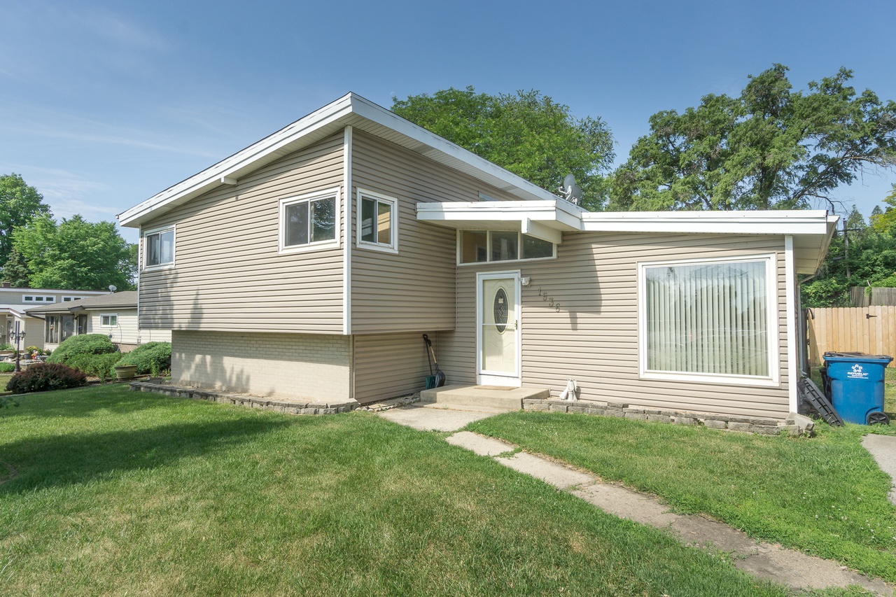 1536 Glen Ellyn Rd, Glendale Heights, IL 60139  MLS# 11805134  Redfin