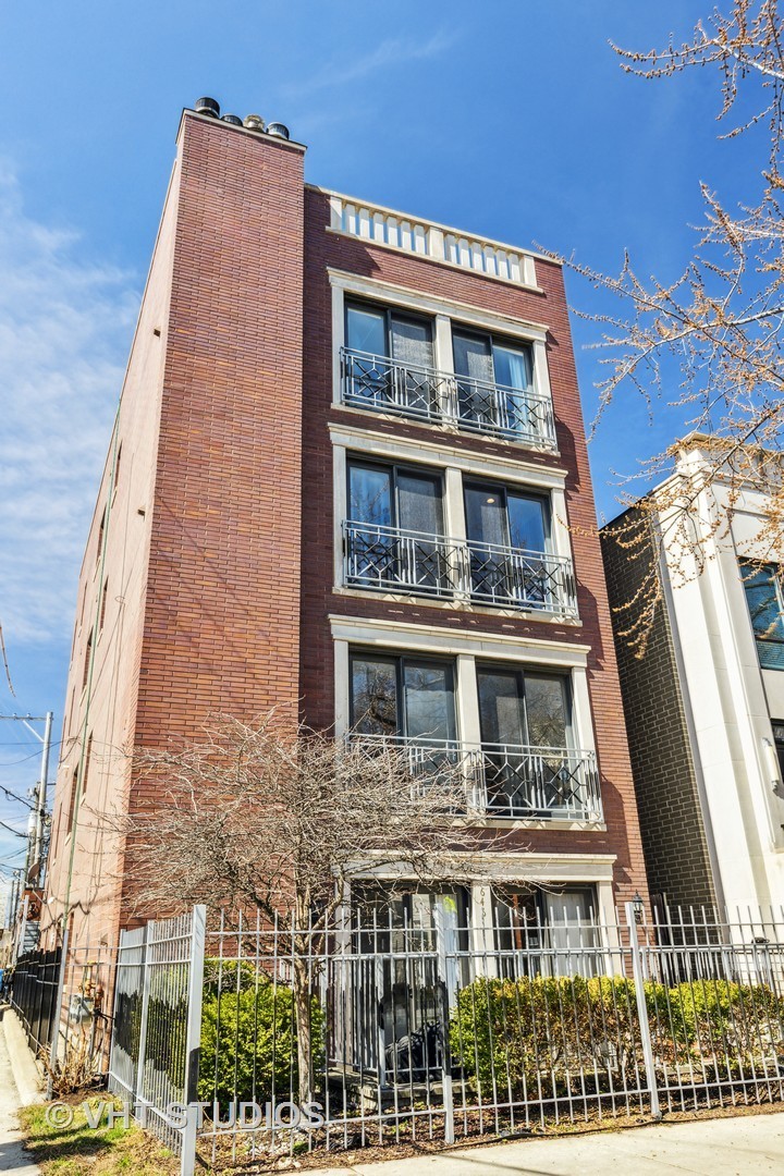 646 N Oakley Blvd #3, Chicago, IL 60612 | MLS# 11489158 | Redfin