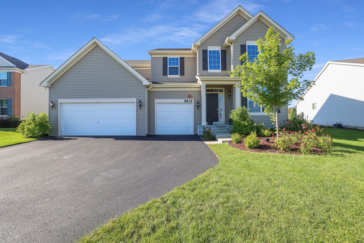 5835 Fairview Ln, Hoffman Estates, IL 60192 | MLS# 11619165 | Redfin