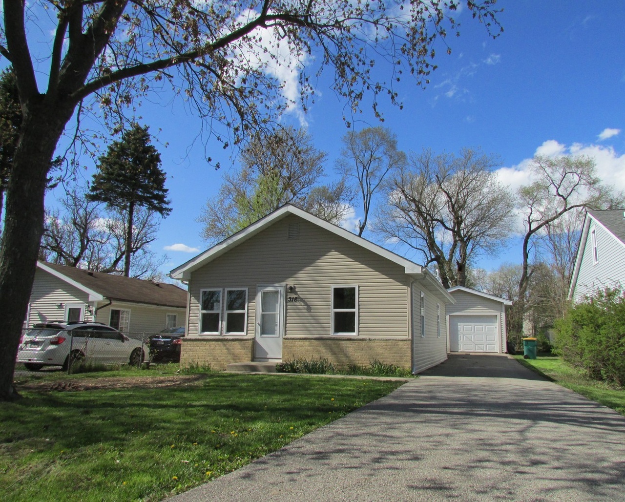 318 Ferndale Dr