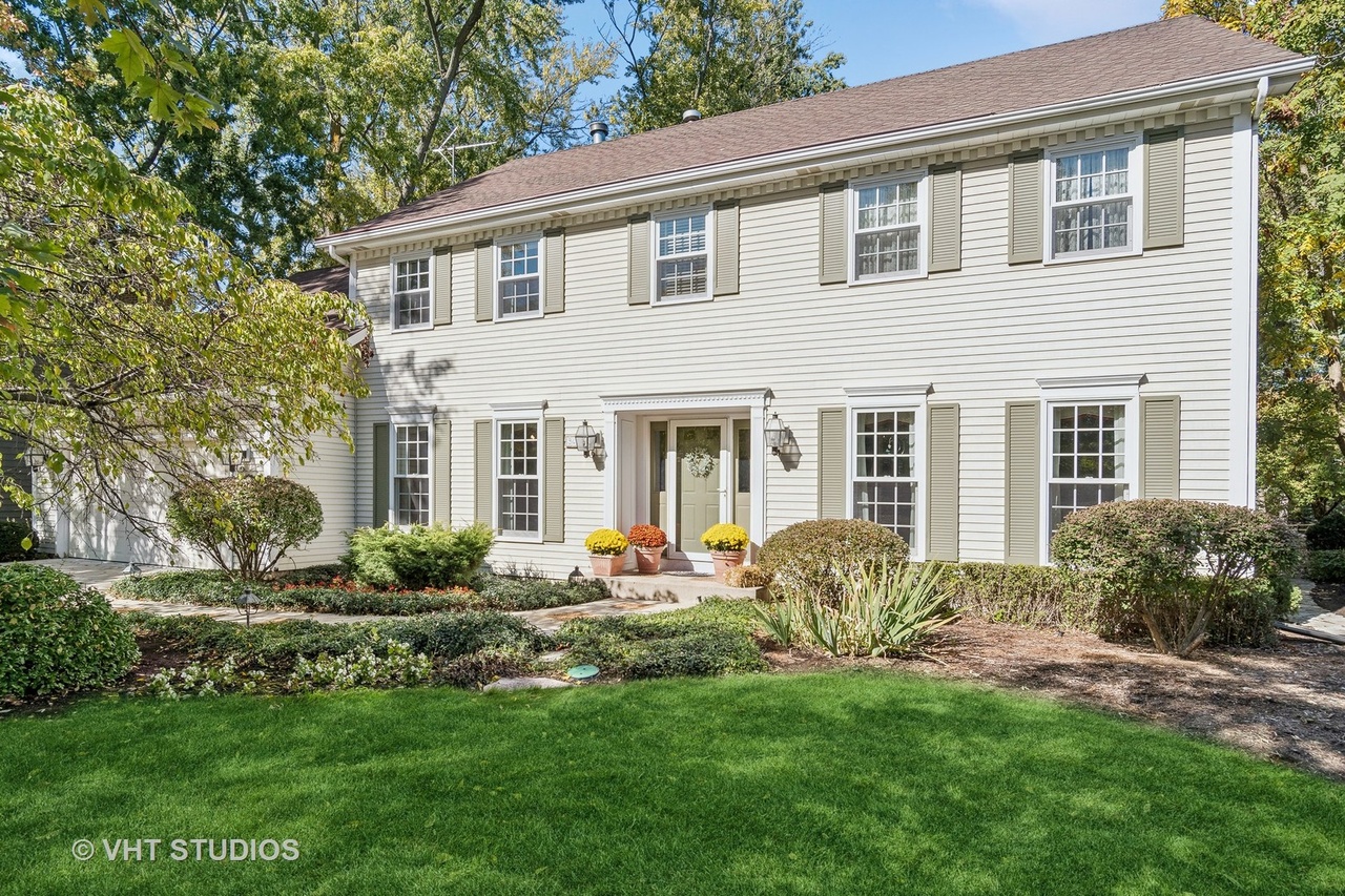 948 Savannah Cir, Naperville, IL 60540