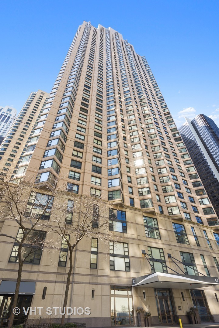 401 E Ontario St #3509, Chicago, IL 60611