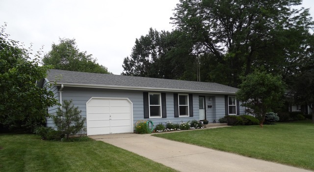 Front yard design using landscapers favorites, design badly needed