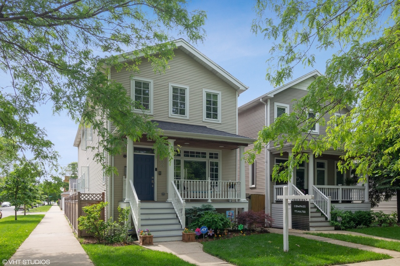 5014 W Waveland Ave Chicago Il 60641 Zillow