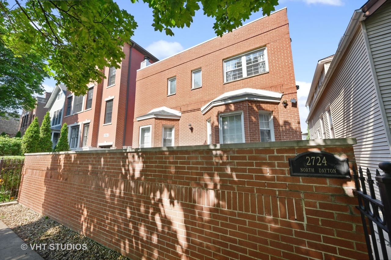 2724 N Dayton