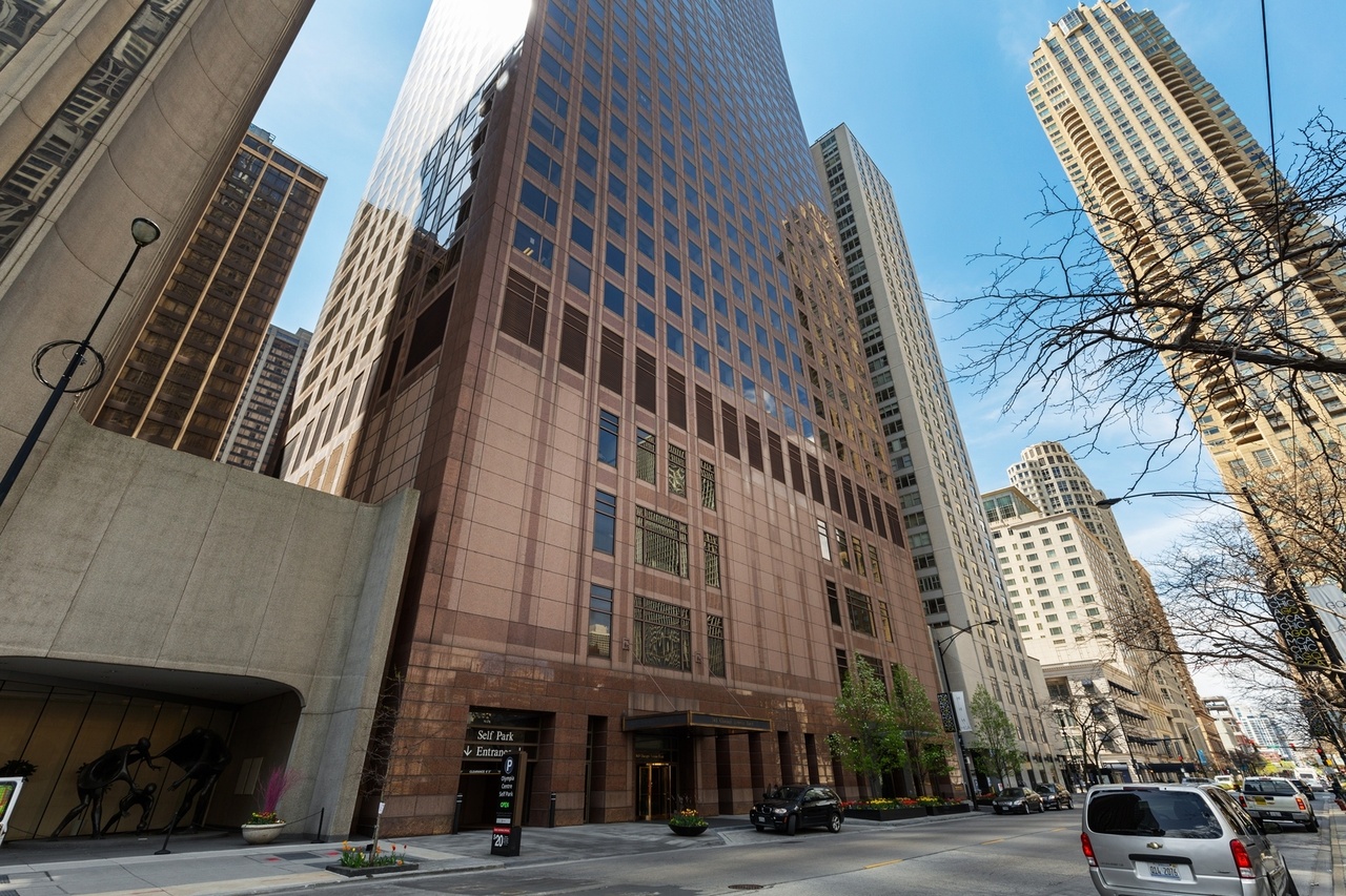 161 E CHICAGO Ave Unit 58K2, Chicago, IL 60611 MLS 11024310 Redfin