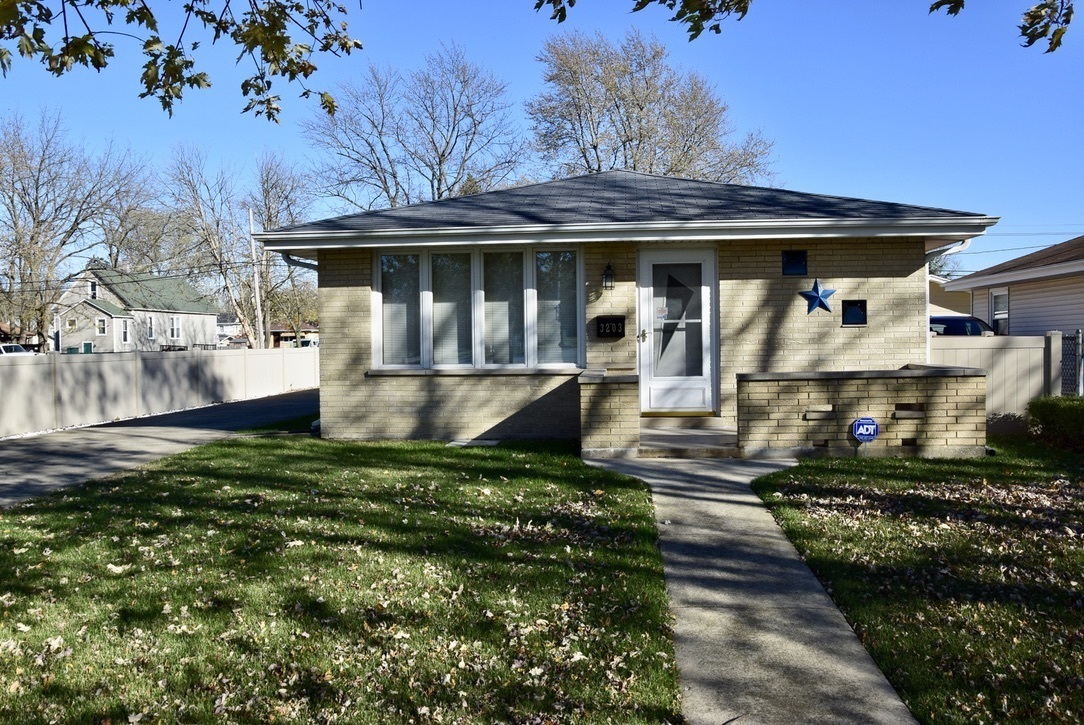 3203 St, Steger, IL 60475 MLS 10924345 Redfin