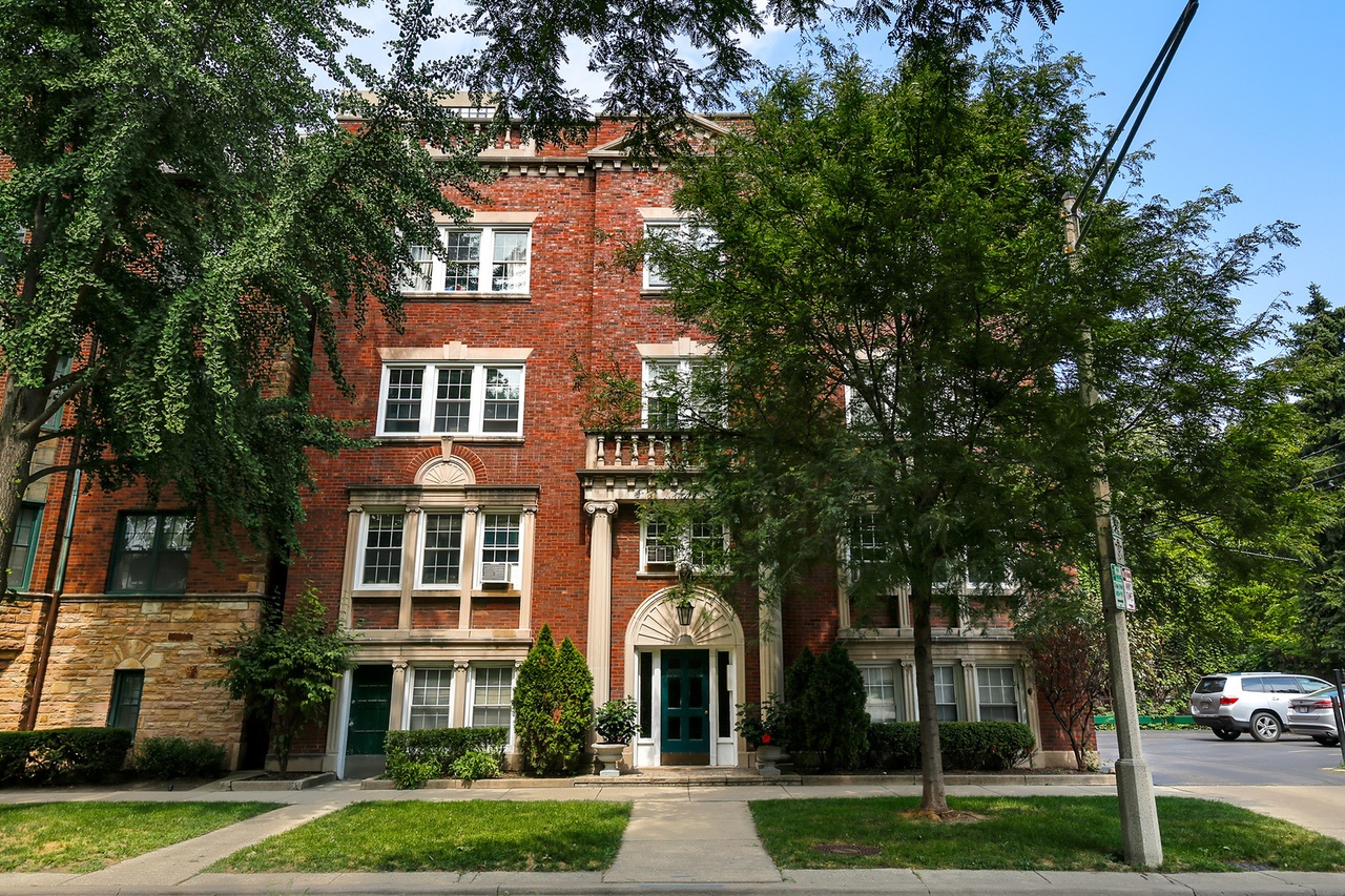 1020 Randolph St Unit 1W, Oak Park, IL 60302 | MLS# 10061348 | Redfin