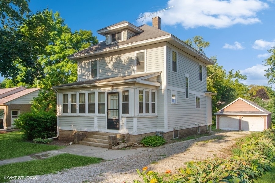 829 N Madison St, Woodstock, IL 60098 | MLS# 11859354 | Redfin