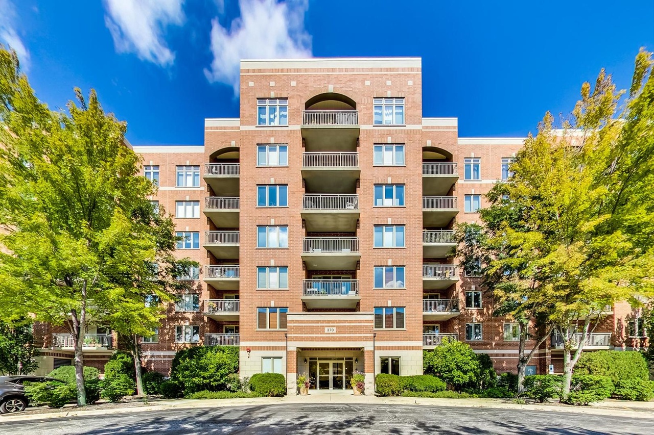 370 S Western Ave 501, Des Plaines, IL 60016 MLS 11627357 Redfin