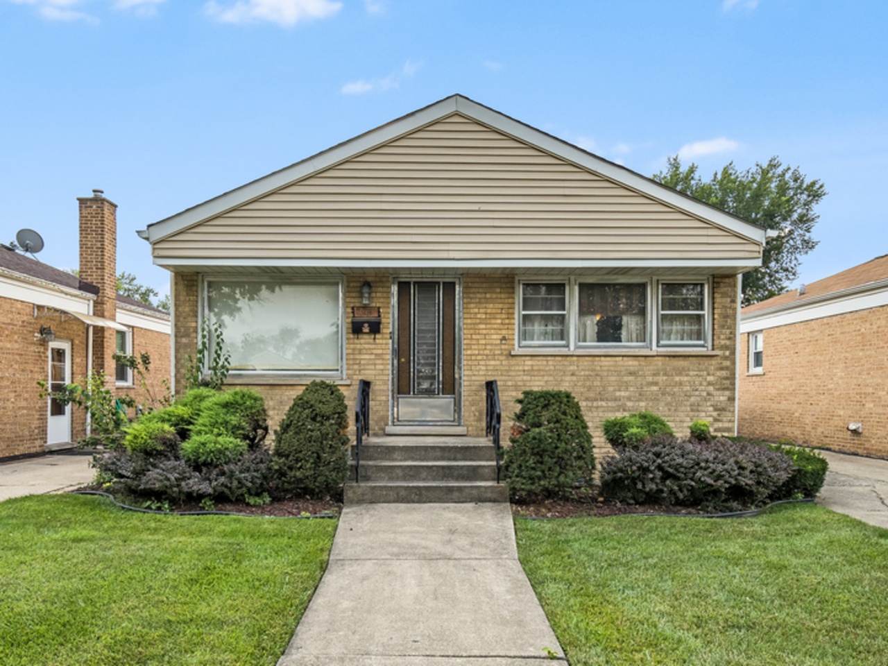 3618 Sarah St, Franklin Park, IL 60131 | MLS# 11196359 | Redfin