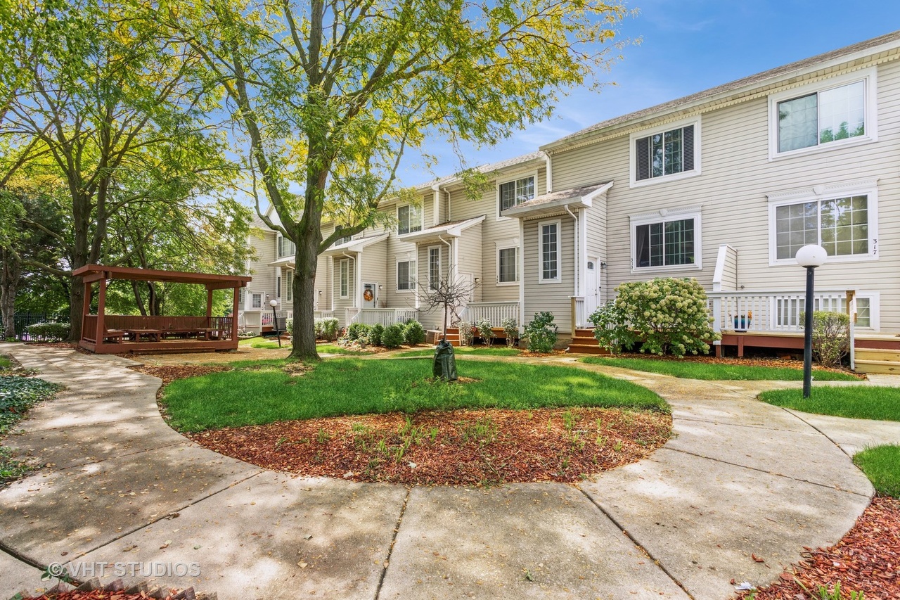 313 Arbor Ct, Bolingbrook, IL 60440 MLS 11889397 Redfin