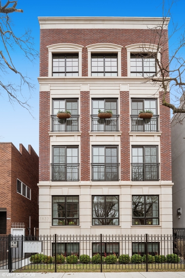 1833 N Sedgwick St #2, Chicago, IL 60614 | Redfin