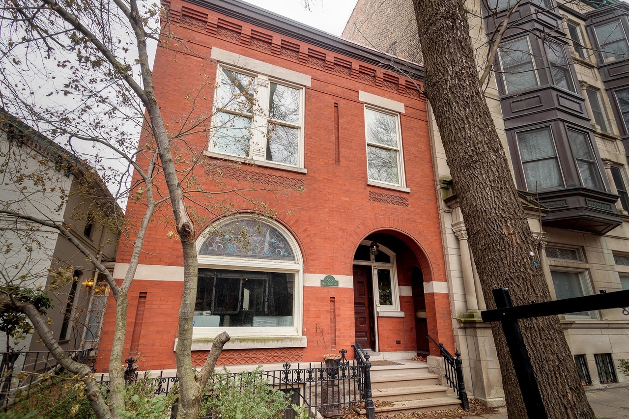 658 W Belden Ave Chicago Il 633 W Belden Ave, Chicago, IL 60614 | Redfin