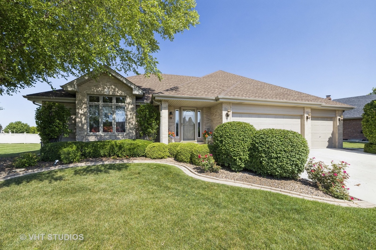 ゆゆ 19620 Cool Hollow Way, Hagerstown, MD 21740 | Redfin
