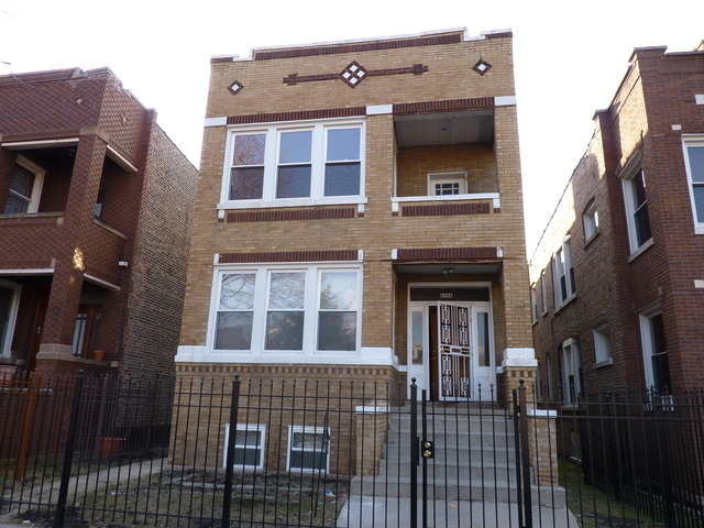2819 rockwell st chicago 1930 flats