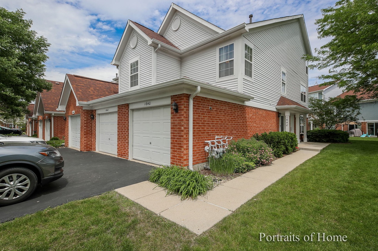 1642 Mansfield Ct Roselle Il 60172 Mls 10753503 Redfin