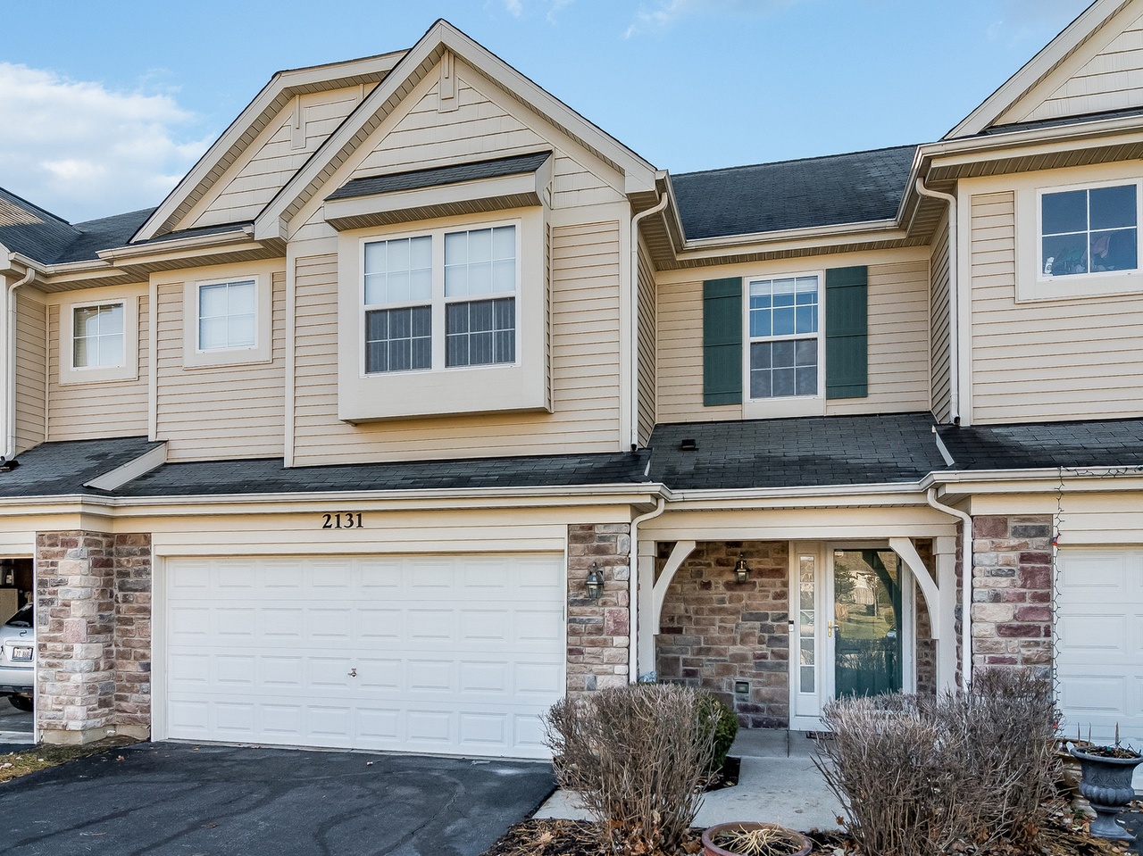 2131 Pembridge Ln Joliet IL 60431 Redfin 2131 Pembridge Ln Joliet IL 60431 Redfin