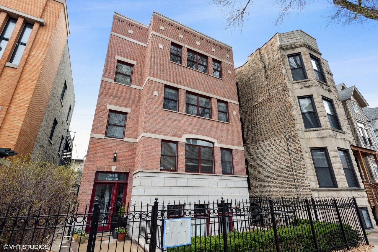 3348 N Kenmore Ave #4 Chicago, IL 60657