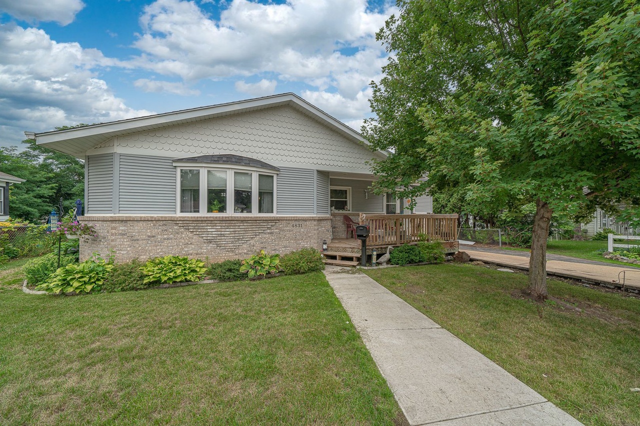 4831 Illinois St, Loves Park, IL 61111 MLS 11166526 Redfin