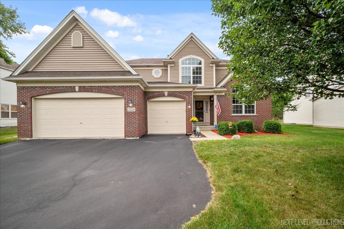2526 Imgrund Rd, North Aurora, IL 60542 | Redfin