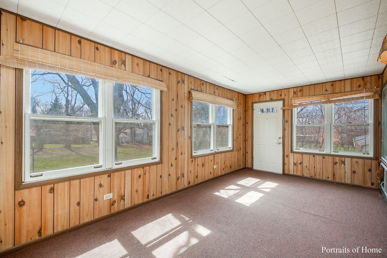 26W327 Geneva Rd, Wheaton, IL 60187 MLS 10840597 Redfin