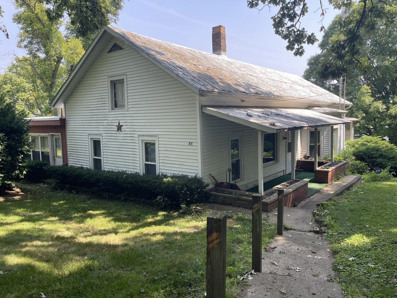 308 High St, Putnam, IL 61560 | MLS# 11915622 | Redfin