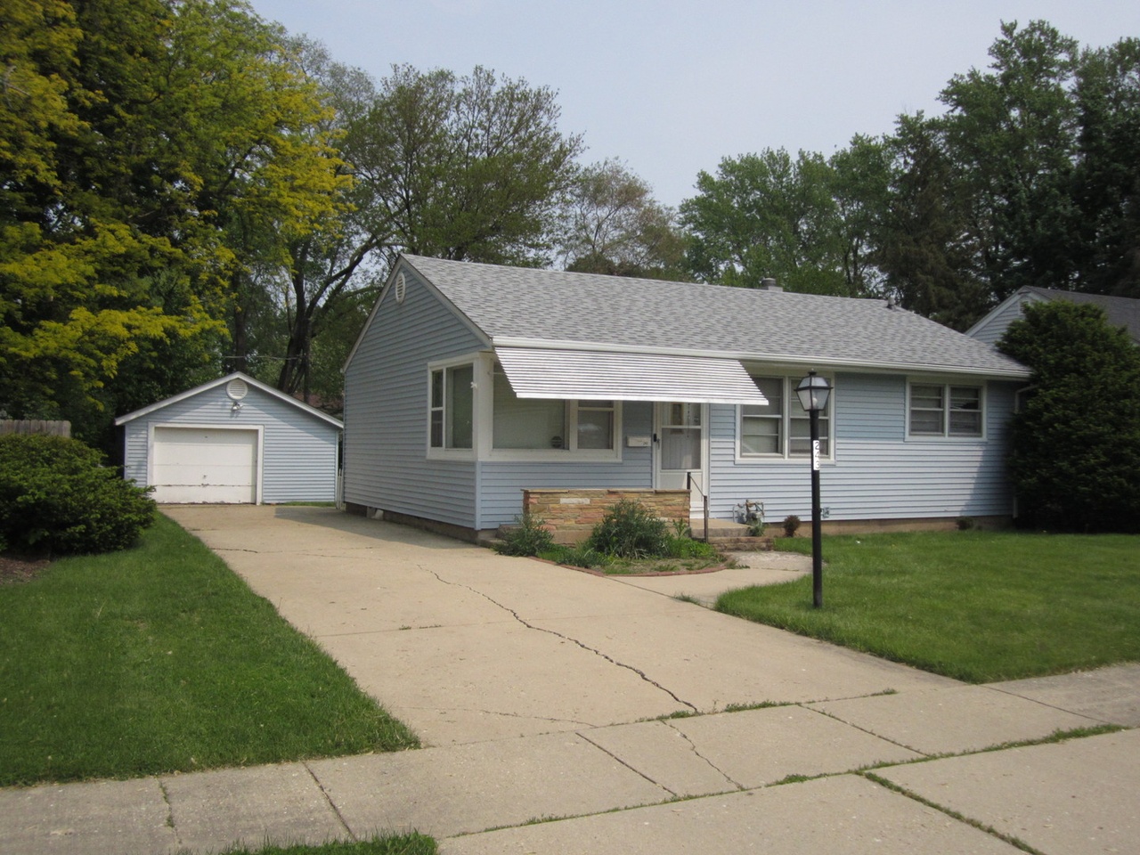 243 S Alfred Ave Elgin IL 60123 MLS 11795626 Redfin