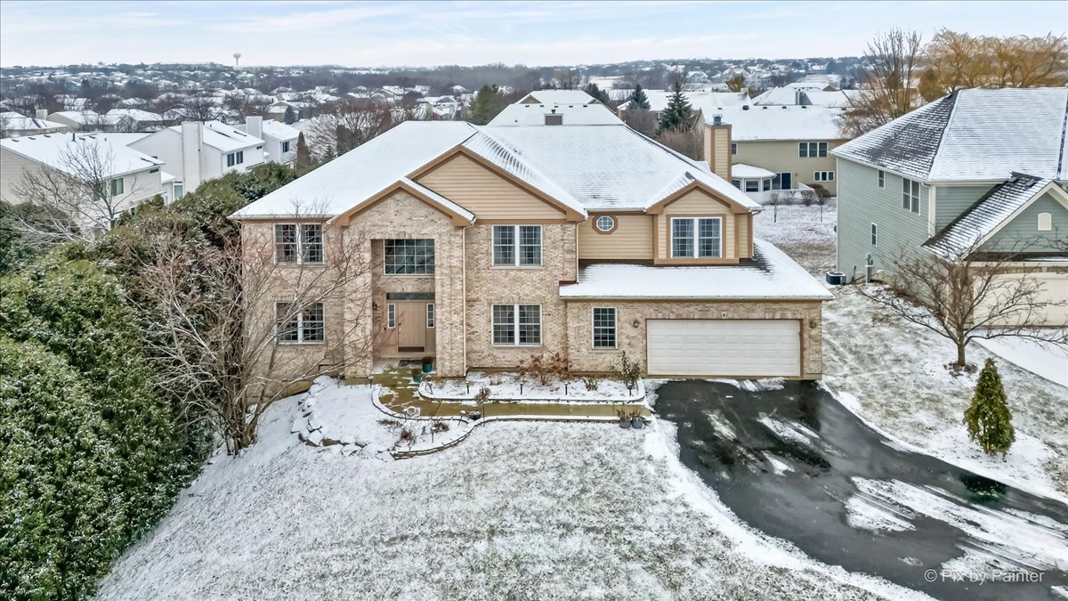 8 Valhalla Ct, Lake In The Hills, IL 60156 | Redfin