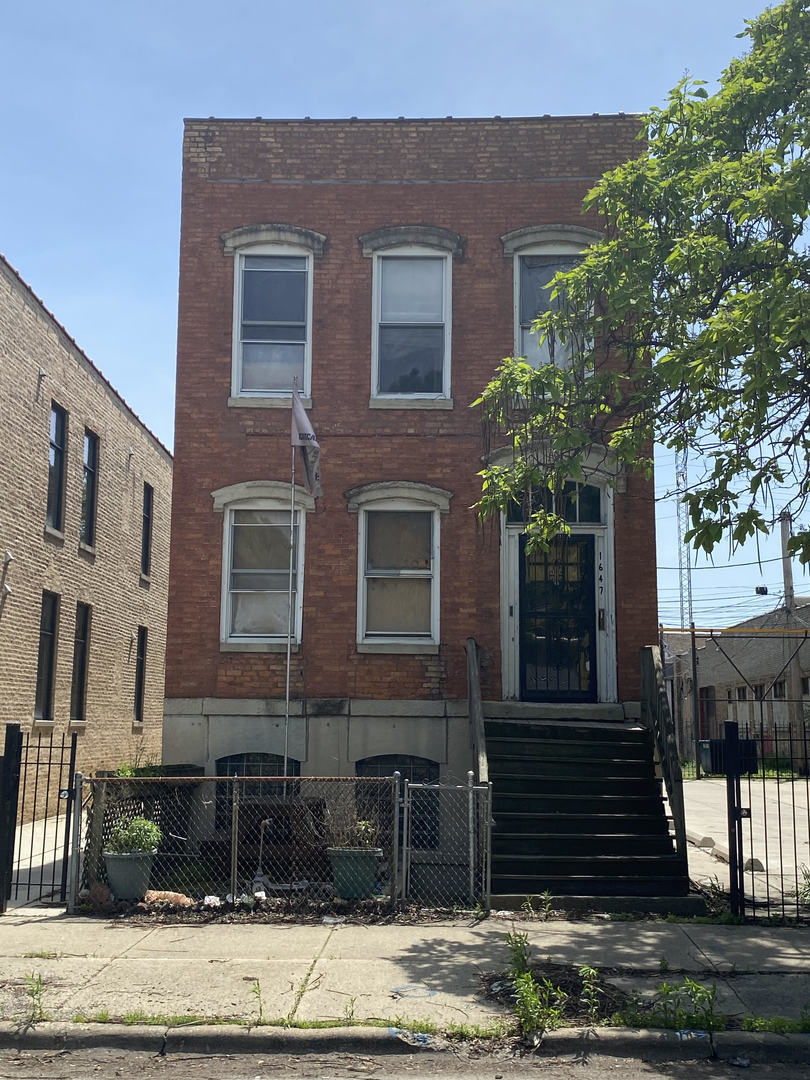 1647 W Hubbard St, Chicago, IL 60622 | MLS# 11698654 | Redfin