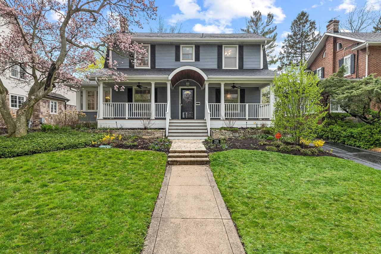 216 N GRANT St, Hinsdale, IL 60521