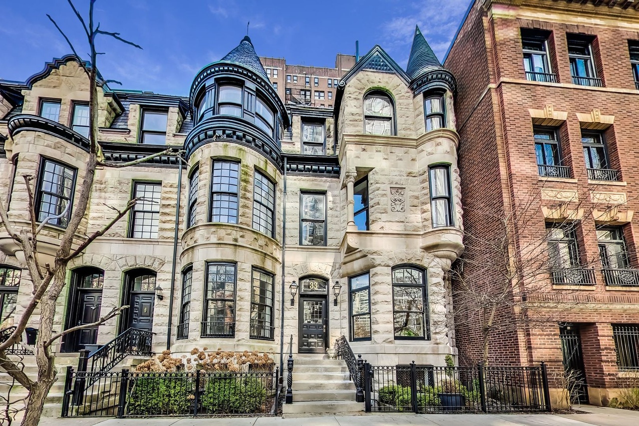 33 E ELM ST, CHICAGO, IL 60611 | Redfin