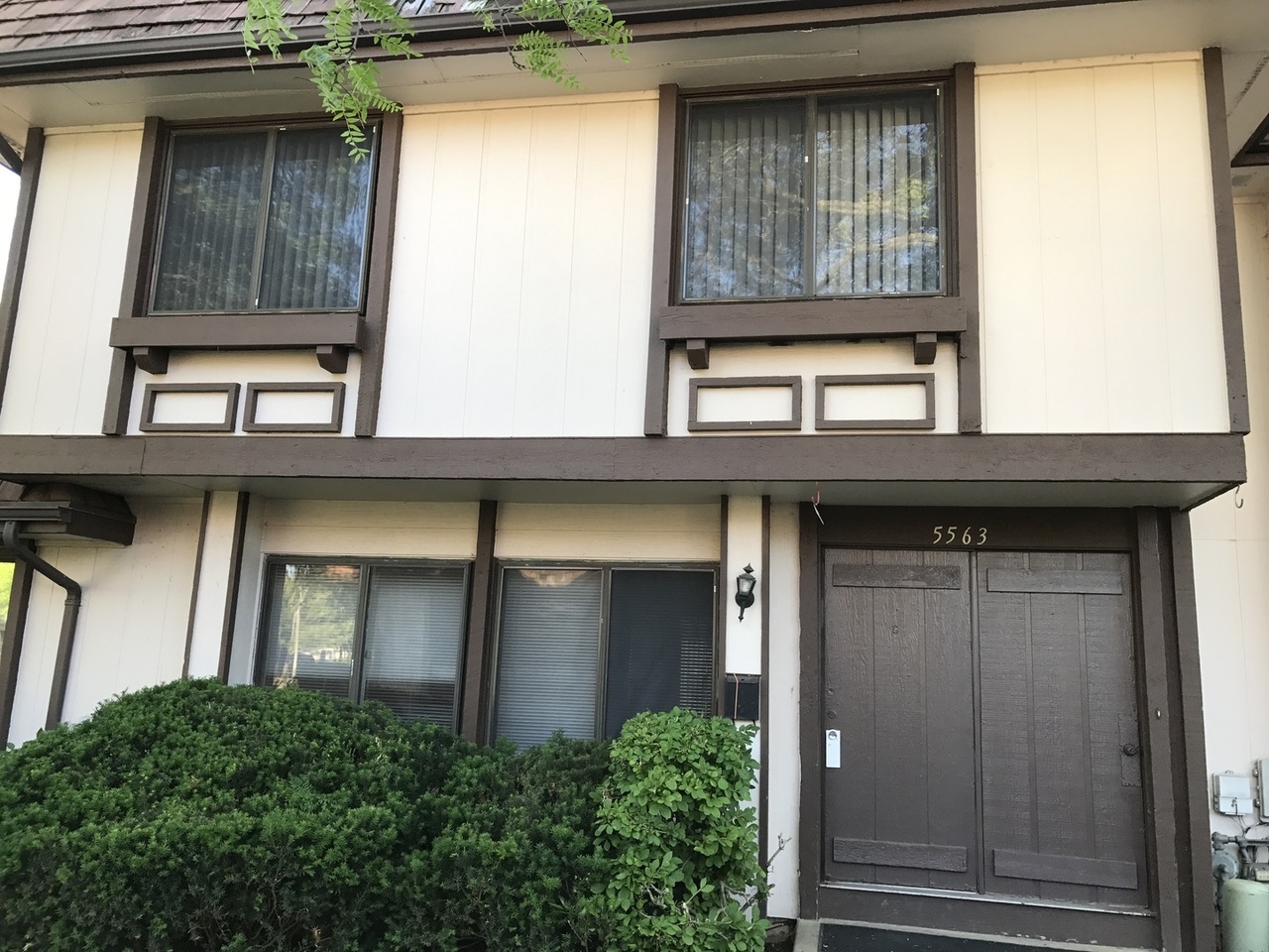 5563 Court F HANOVER PARK IL 60133 MLS# 09702707 Redfin 5563 Court F HANOVER PARK IL 60133 MLS# 09702707 Redfin