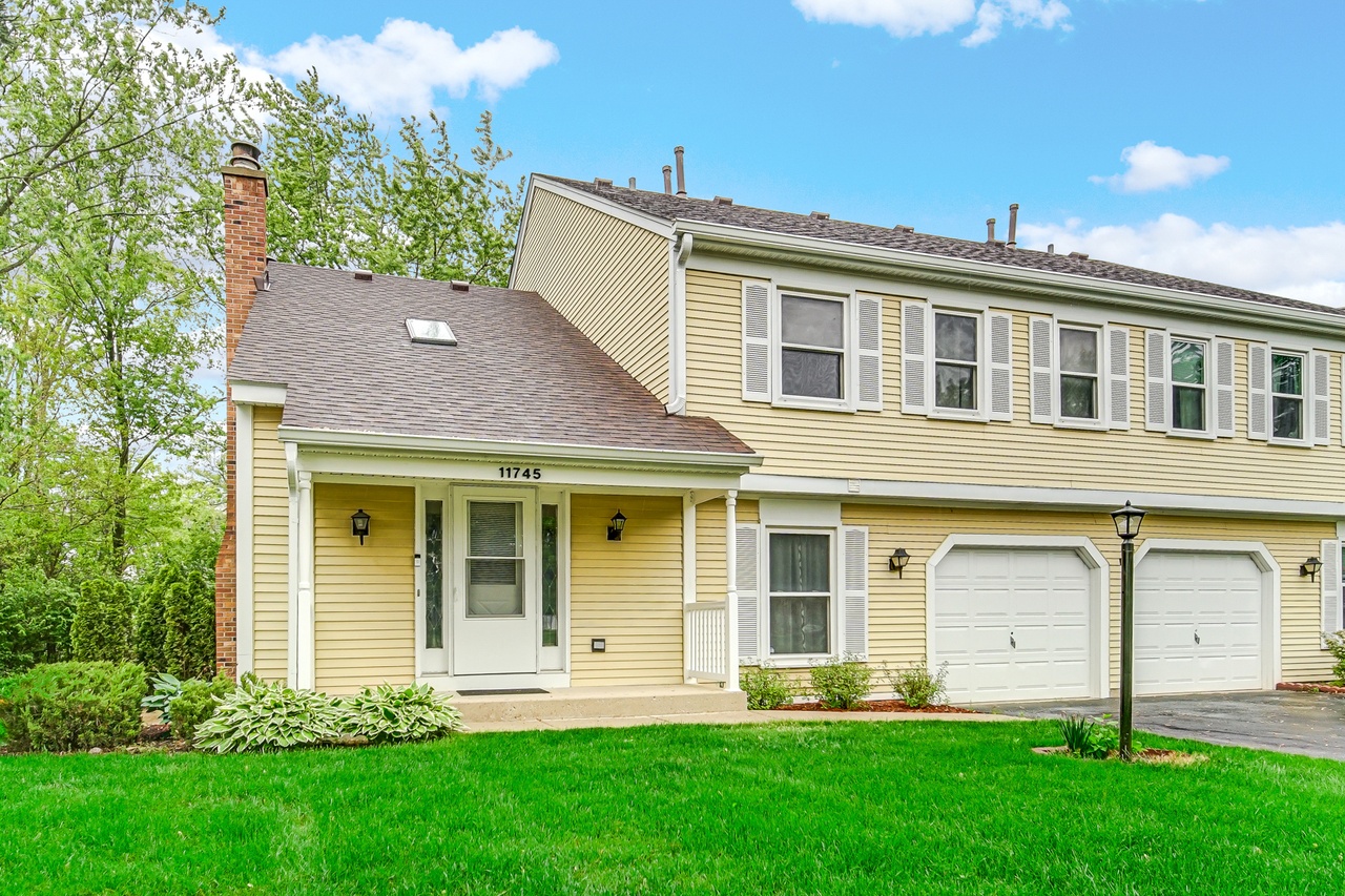 11745 Woodcreek Dr, Huntley, IL 60142 MLS 12056722 Redfin
