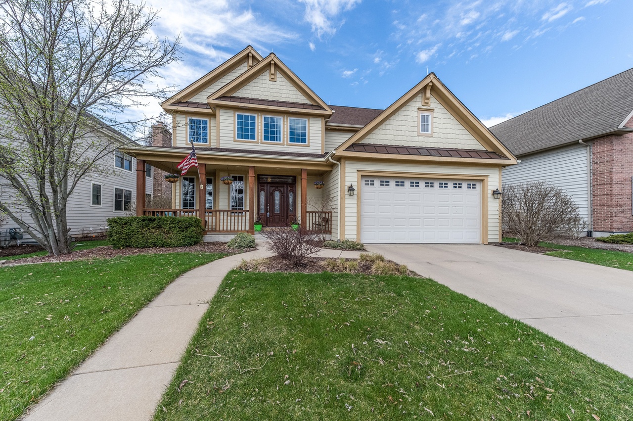 3N464 Vachel Lindsay St, St. Charles, IL 60175 | Redfin