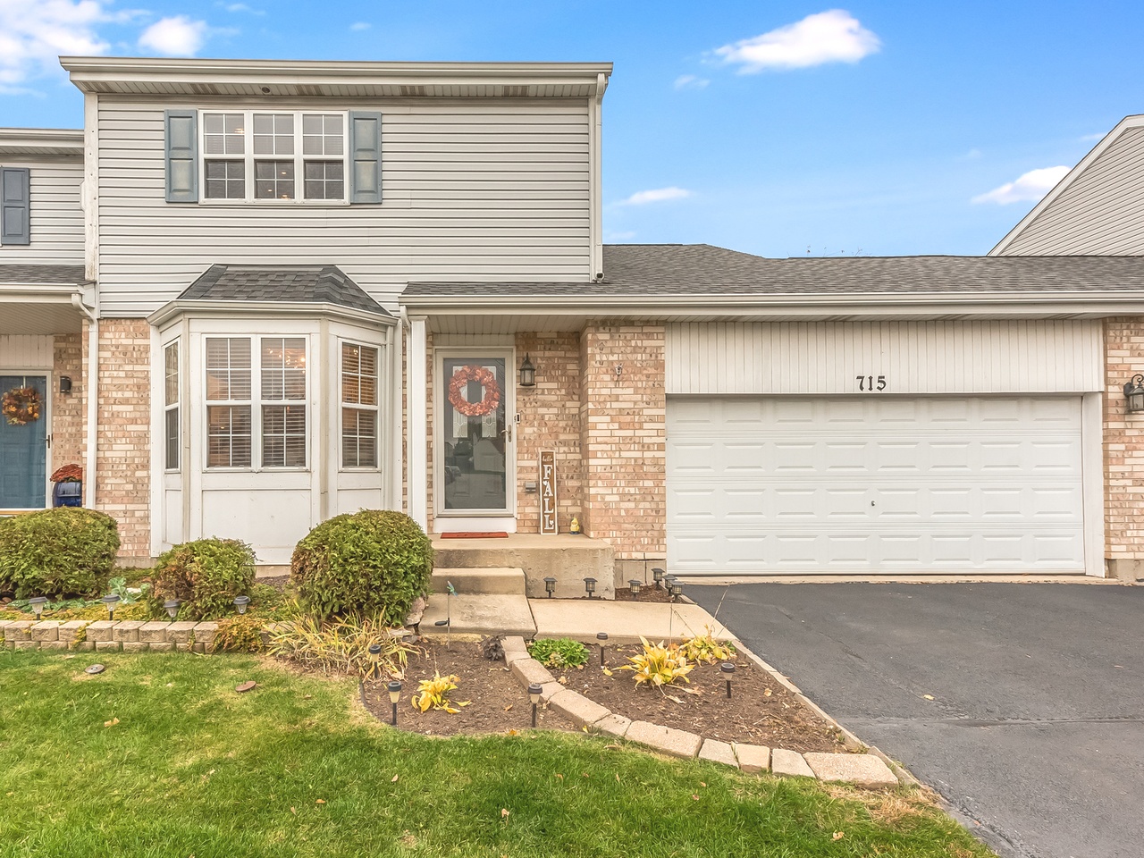 715 Pinetree Ct Romeoville IL 60446 MLS# 11269759 Redfin 715 Pinetree Ct Romeoville IL 60446 MLS# 11269759 Redfin
