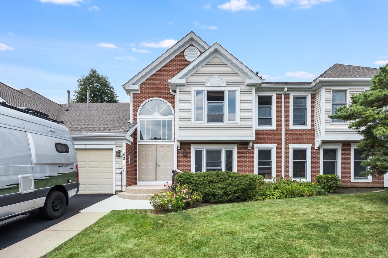 1821 Fox Run Dr Unit C, Elk Grove Village, IL 60007 | MLS 12140801 | Redfin