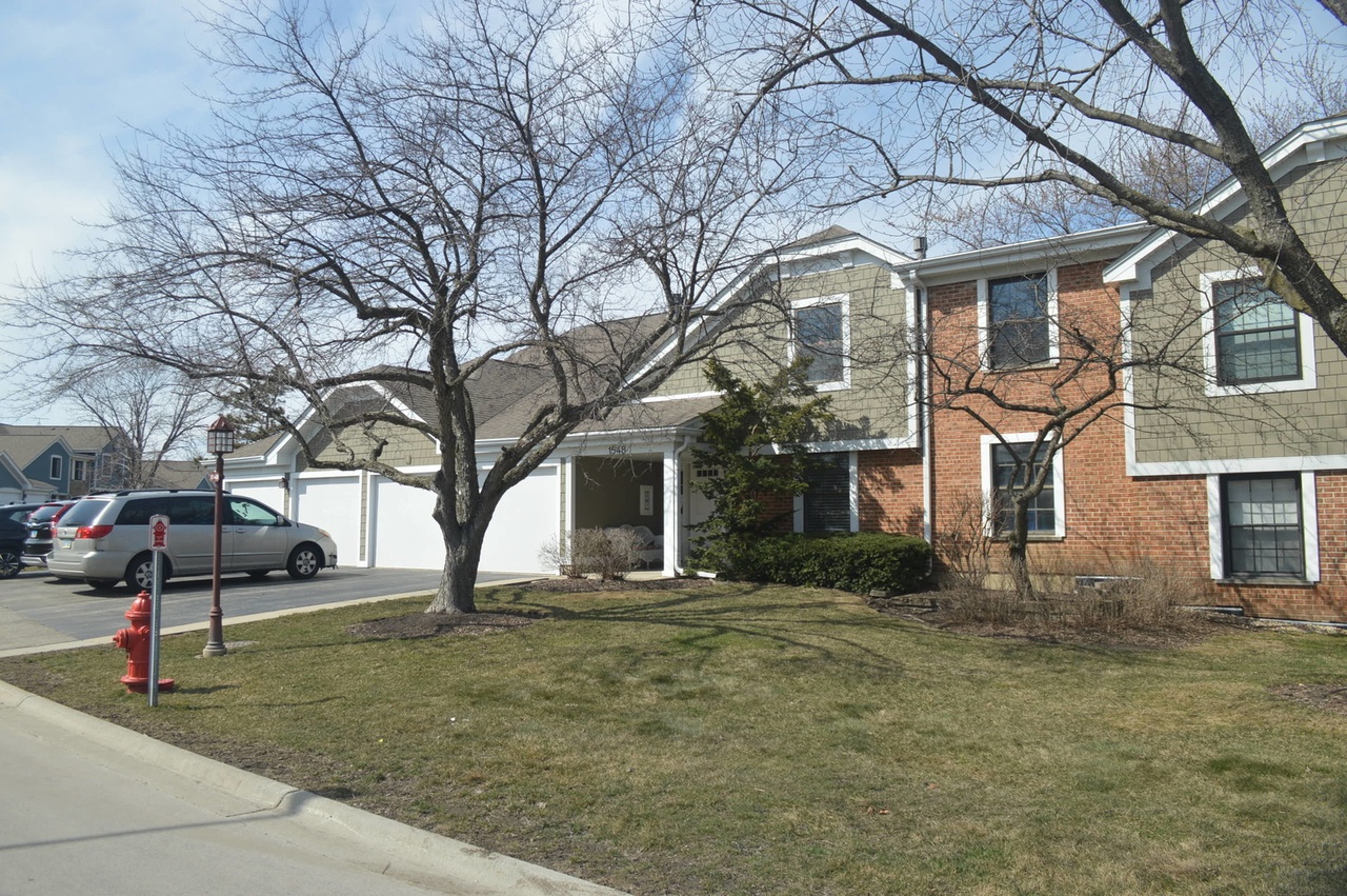1548 Seven Pines Rd Unit 1A, Schaumburg, IL 60193 | Redfin
