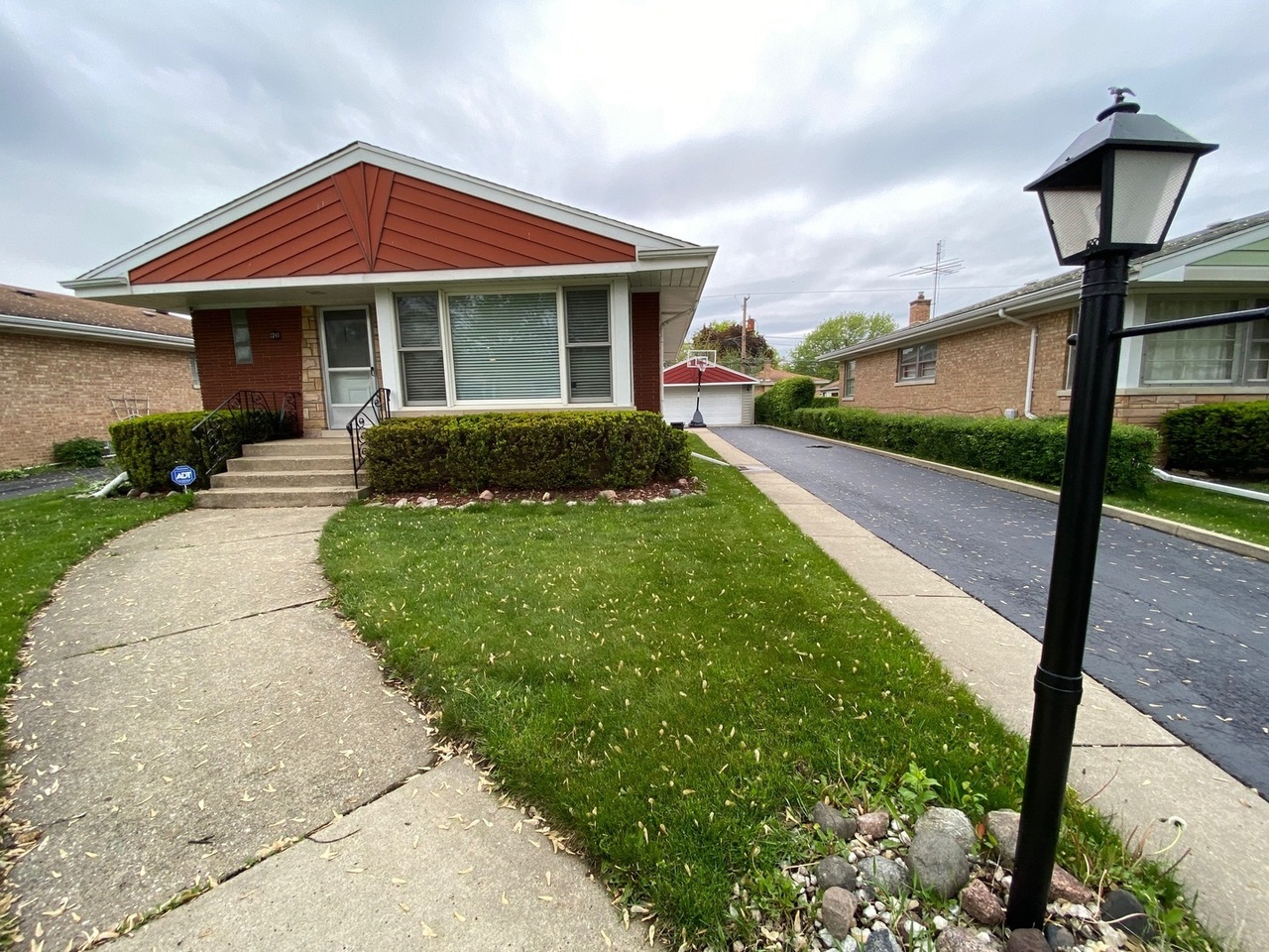 2241 Erika Dr, Broadview, IL 60155 MLS 11089810 Redfin