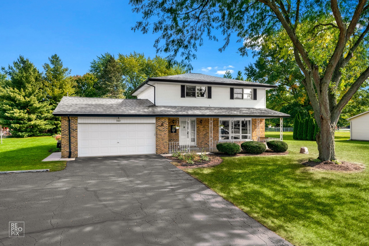 42 W Larkspur Ln, Bristol, IL 60512 MLS 11639819 Redfin