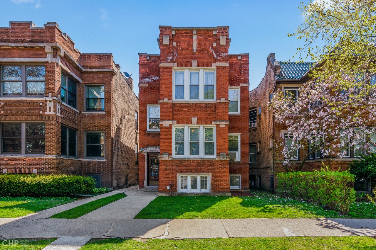 6447 N Glenwood Ave, Chicago, IL 60626 | MLS# 10712839 | Redfin