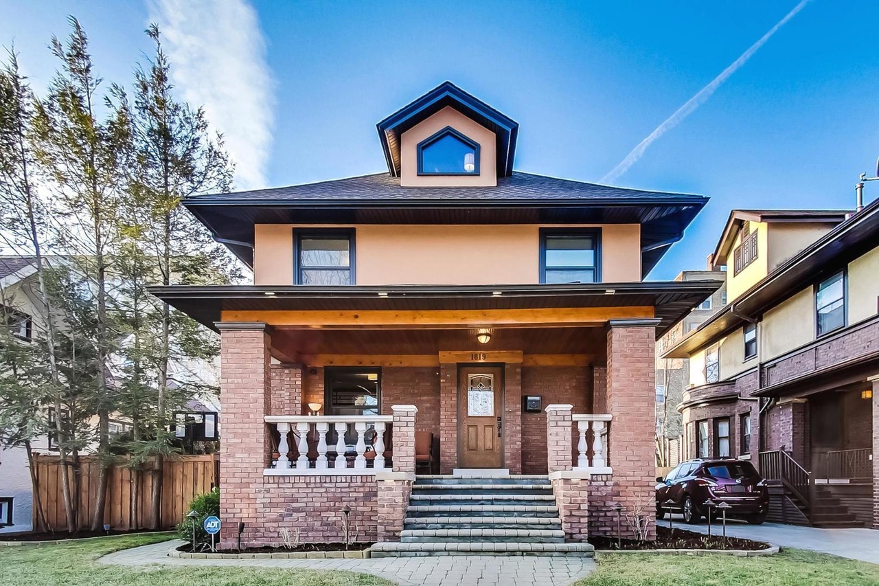 1619 W Jarvis Ave, Chicago, IL 60626 | MLS# 11105842 | Redfin
