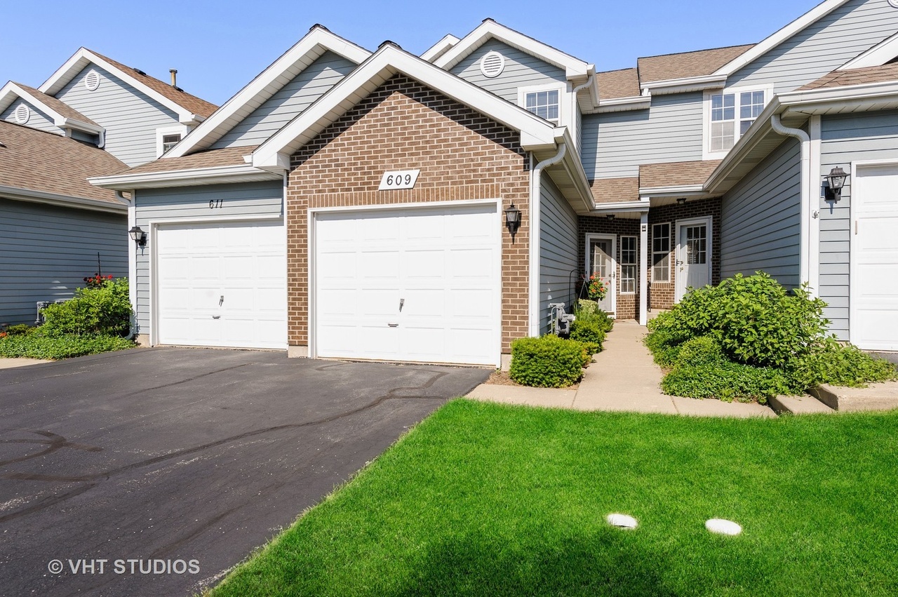 609 Woodhaven Dr, Mundelein, IL 60060 MLS 10746910 Redfin