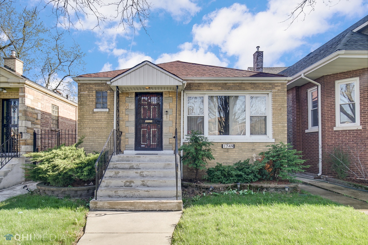 1749 E 86th Pl, Chicago, IL 60617 | MLS# 11051923 | Redfin