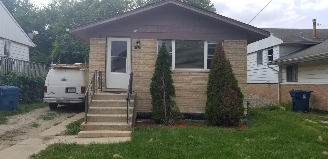 14430 Vail Ave, Dixmoor, IL 60426 | MLS# 11996928 | Redfin